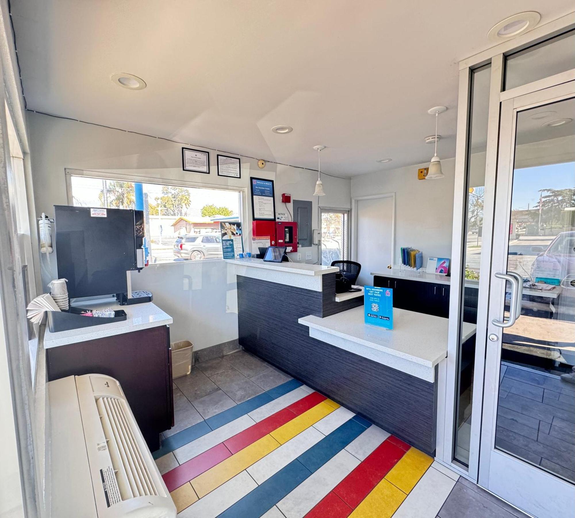 Motel 6 Ontario Airport Eksteriør billede