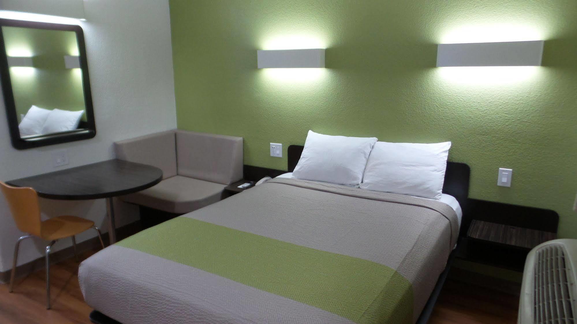 Motel 6 Ontario Airport Eksteriør billede