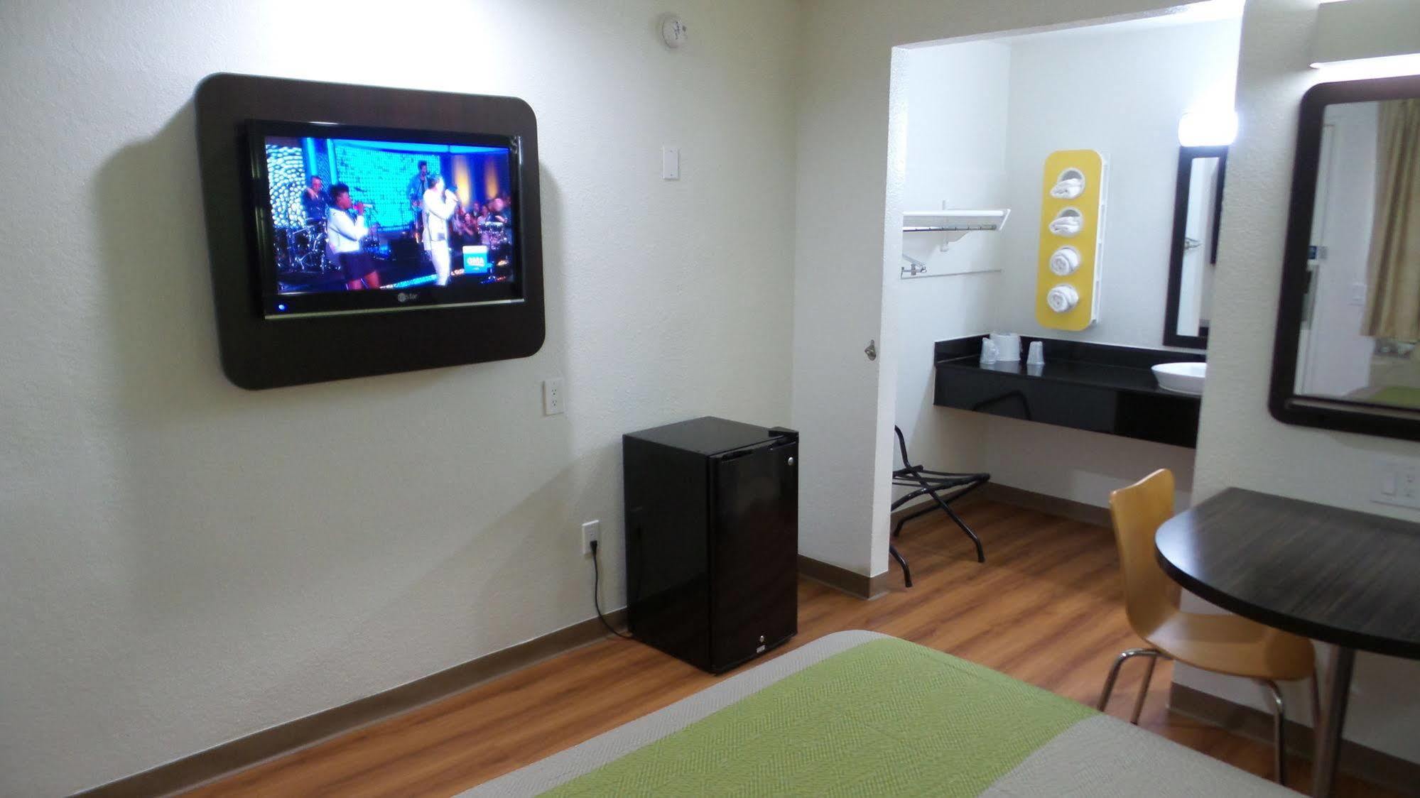 Motel 6 Ontario Airport Eksteriør billede